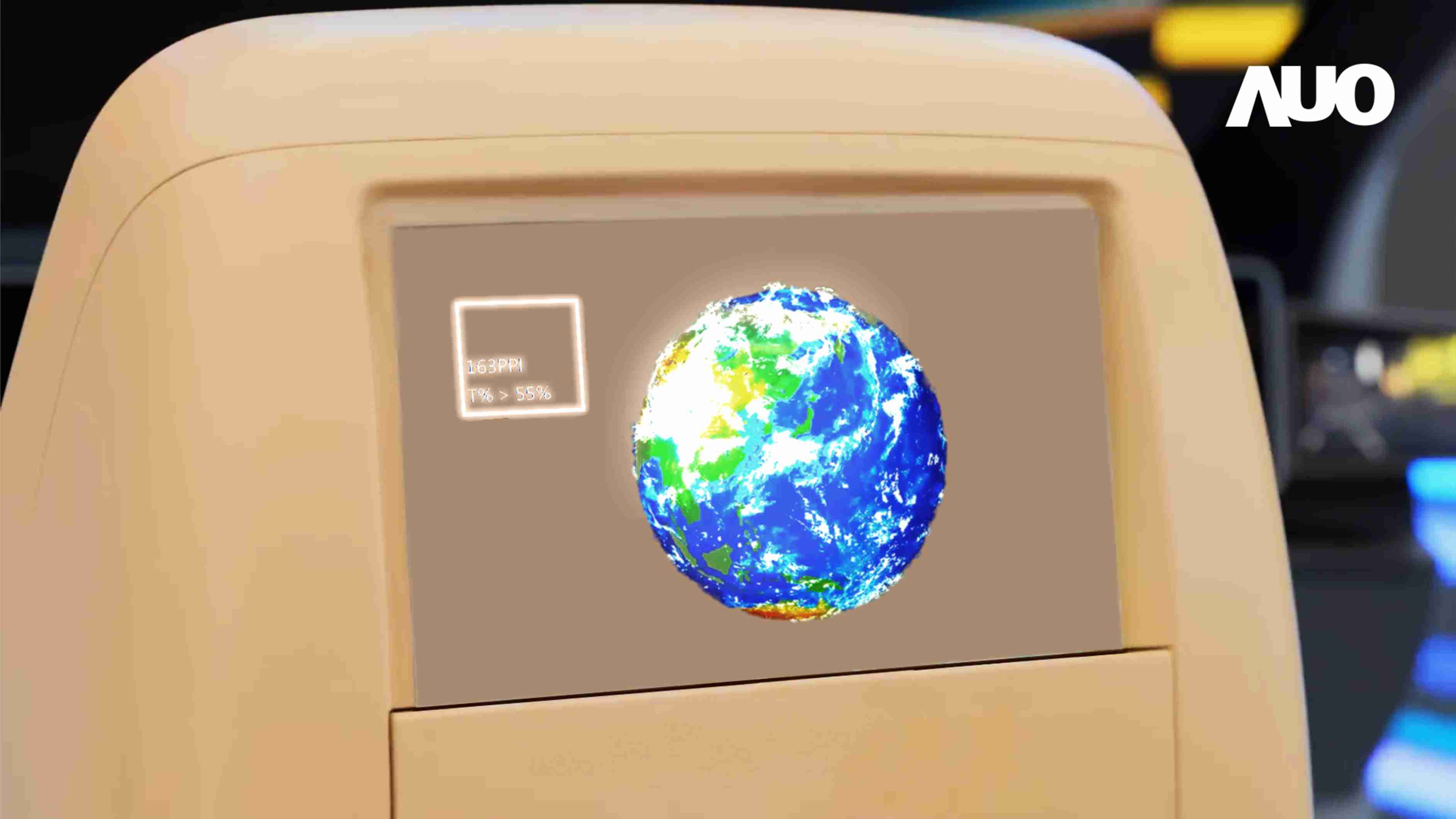 优游UB8突破设计与制程挑战，，，推出全球最高分辨率163ppi的13.5吋透明Micro LED面板，，，并积极布局智能车市场，，，，以期拓展透明显示应用的可能性